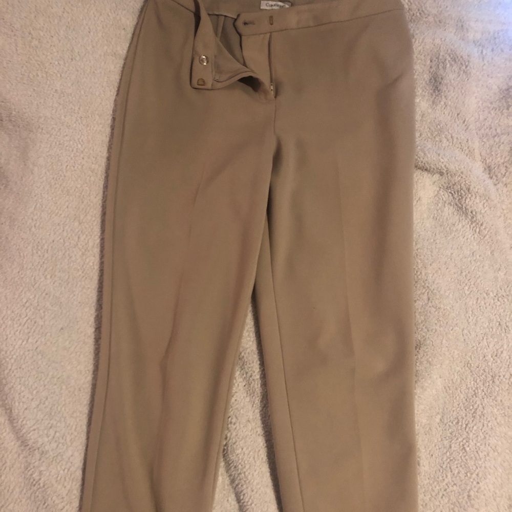 Calvin Klein Pleated Dress Pants 🤍